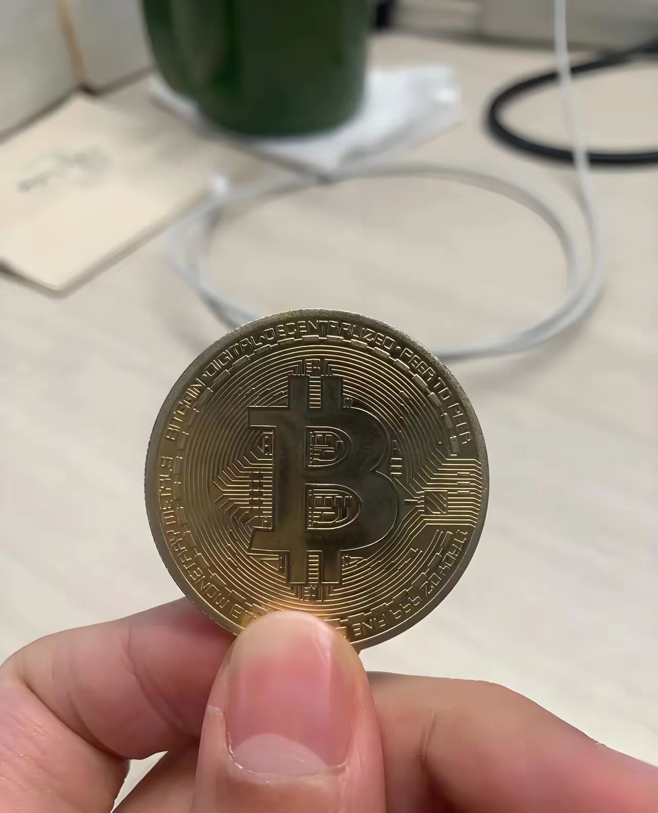 包含比特币创下年内新高，上扬幅高达XRP%，还能追吗？的词条